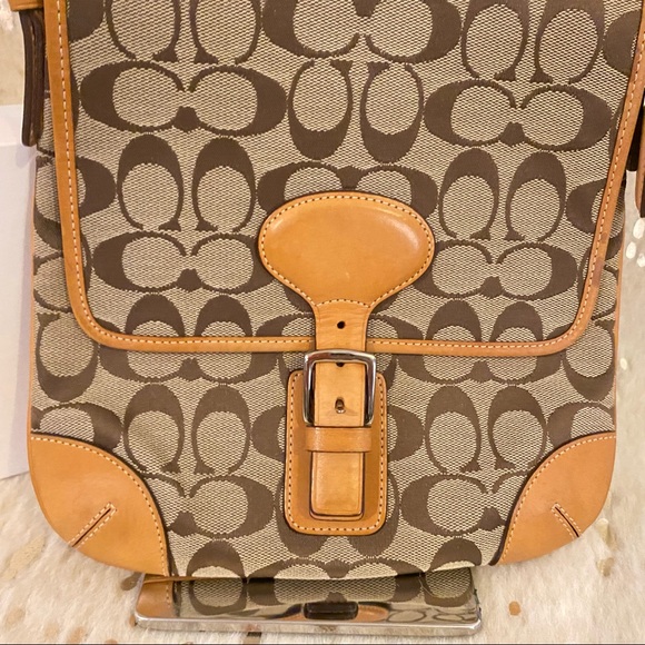Coach Signature Fabric Crossbody leather trim - Picture 2 of 8